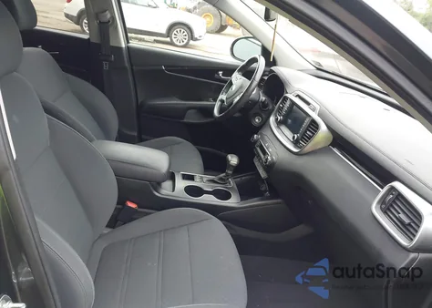 2019 Kia Sorento 2.4L Lx из США, поврежденный, VIN 5XYPGDA35KG604067